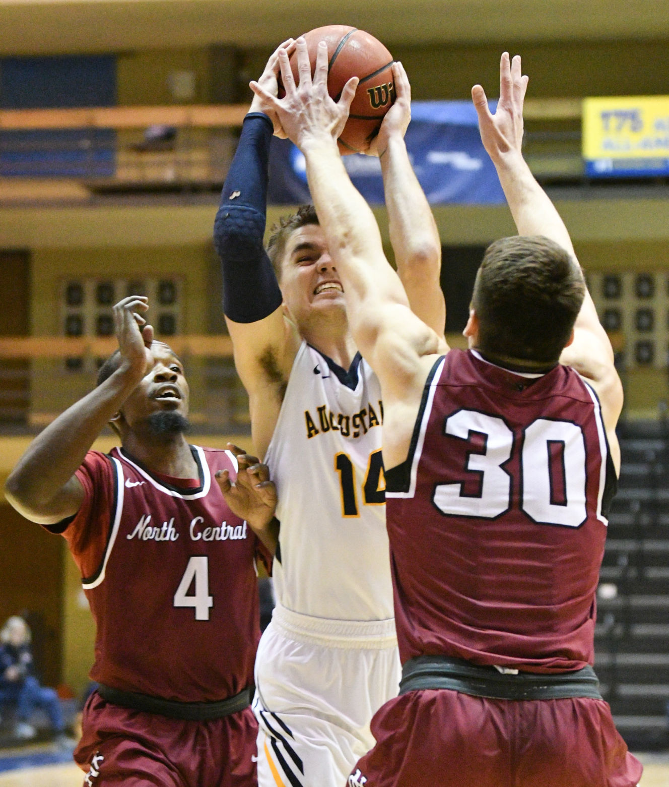 010219-augie-northcentral-001a.JPG